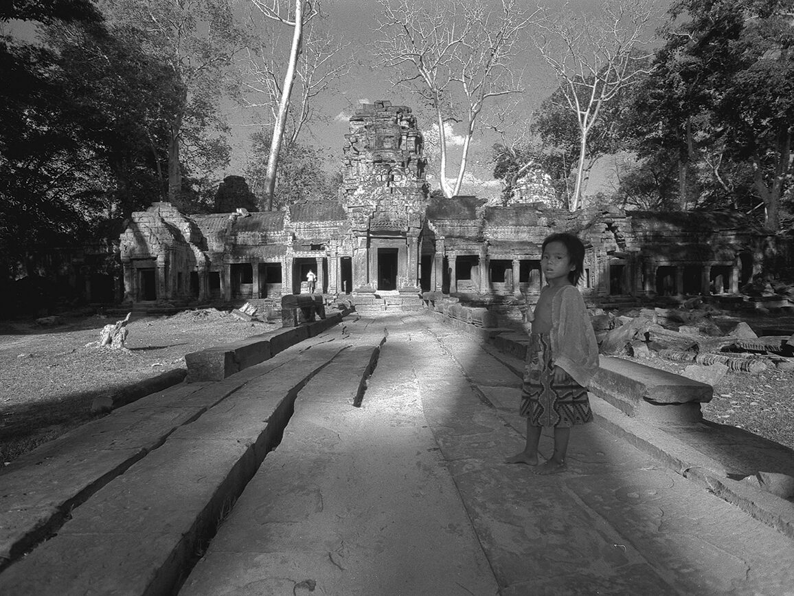 Site d'Angkor au Cambodge, les enfants, gardiens des temples