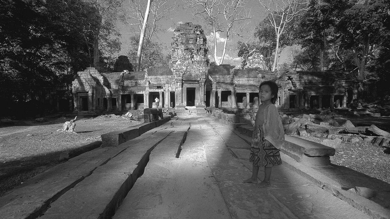 Site d'Angkor au Cambodge, les enfants, gardiens des temples