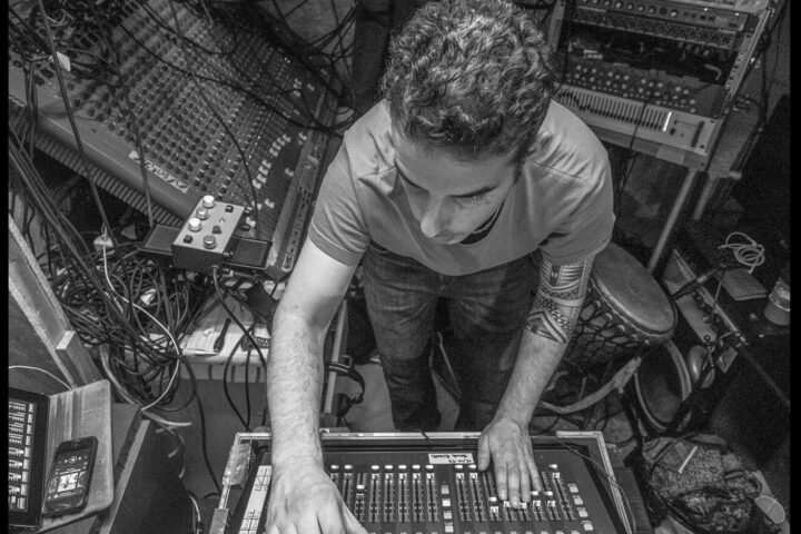 Brice , Ingénieur du Son au studio de Pantin