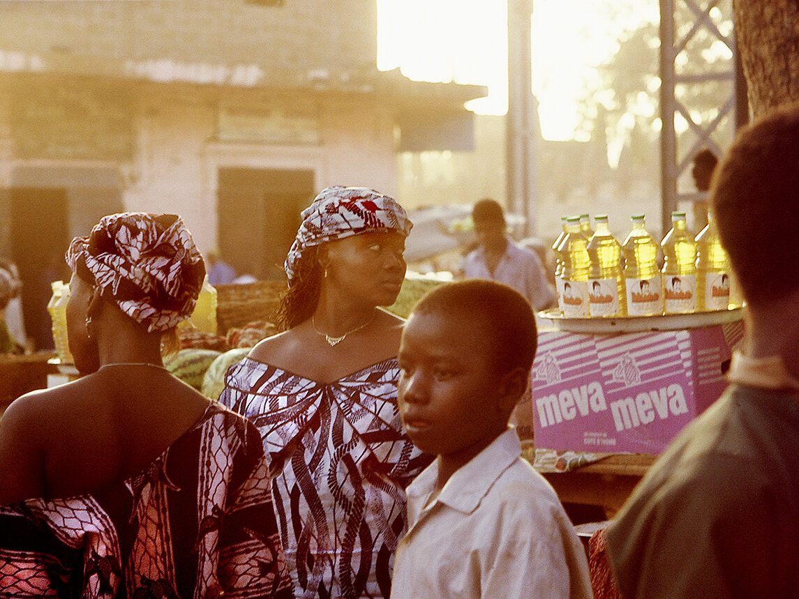 Lever du soleil sur le marcher de Bamako